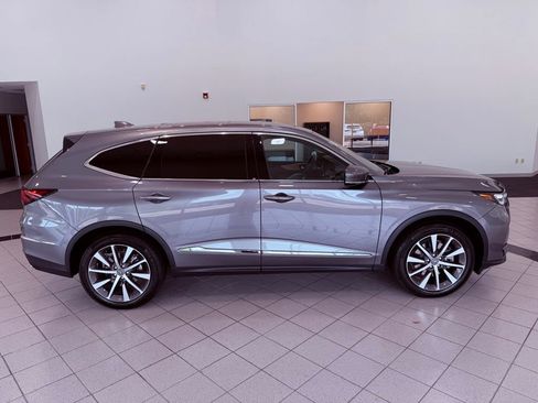 Used 2025 Acura MDX SH-AWD w/ Technology Package image 16