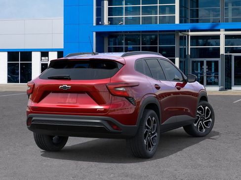 New 2026 Chevrolet Trax RS FWD image 4