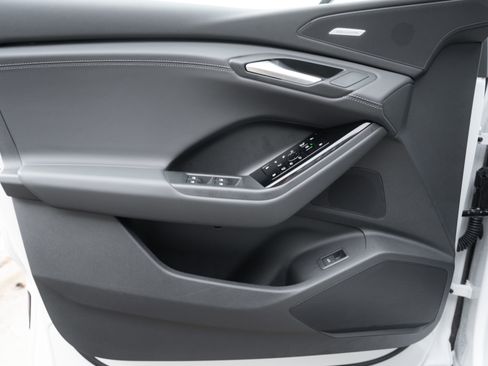 Used 2025 Audi Q6 e-tron Premium Plus w/ Premium Plus image 19