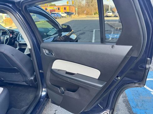 Used 2015 GMC Terrain SLE w/ Chrome Edition image 28