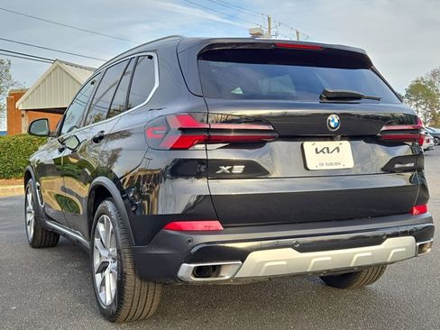 Used 2026 BMW X5 sDrive40i w/ Premium Package image 9