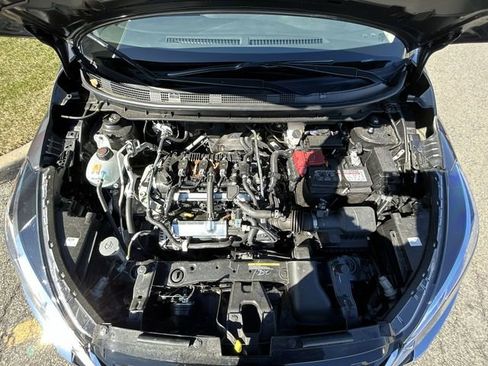 Certified 2024 Nissan Kicks SV w/ Interior Electronics Package FWD image 10