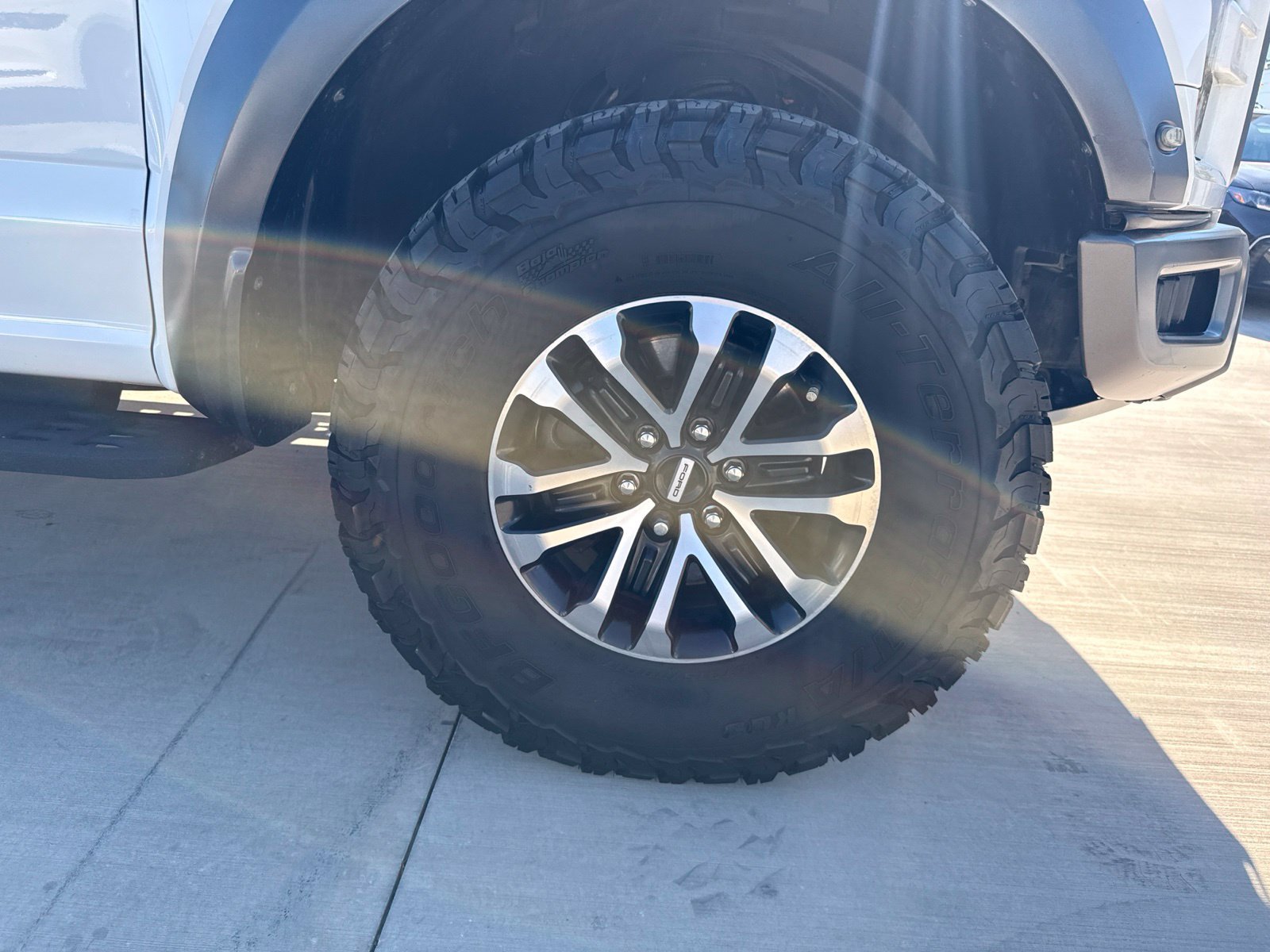 Used 2019 Ford F150 Raptor w/ Equipment Group 802A Luxury AWD/4WD image 26