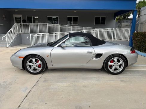 Used 1997 Porsche Boxster RWD image 3