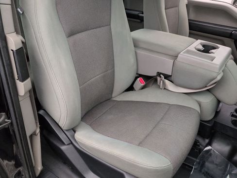 Used 2016 Ford F150 XL w/ Equipment Group 101A Mid image 22