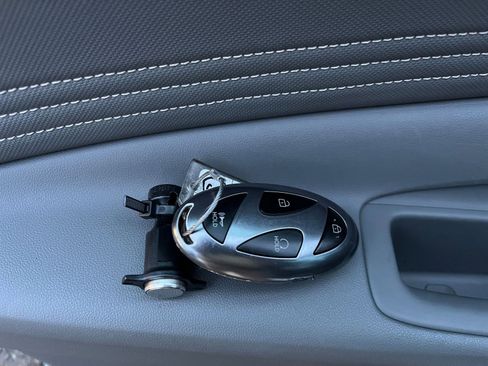 Used 2025 Hyundai Elantra SEL image 22