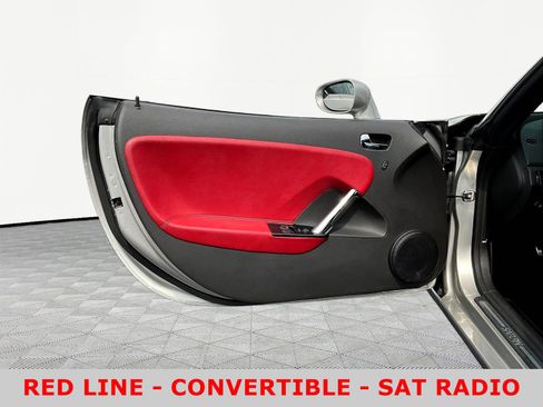 Used 2007 Saturn Sky Red Line RWD image 20