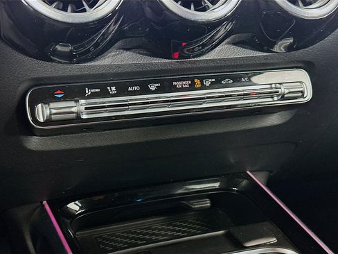 Used 2024 Mercedes-Benz EQB 250+ image 24