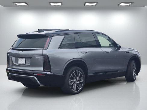 New 2026 Cadillac Vistiq Sport image 4