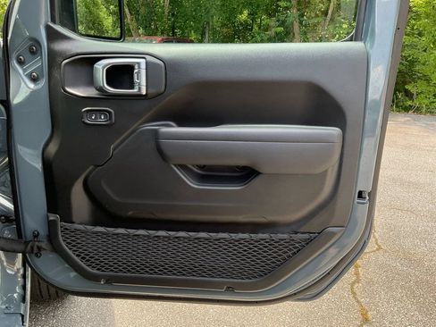 New 2025 Jeep Gladiator Sport AWD/4WD image 31
