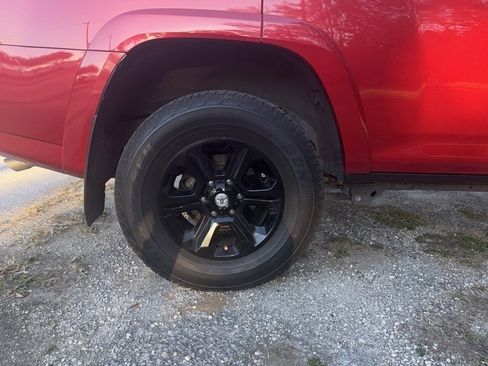 Used 2023 Toyota 4Runner SR5 Premium w/ Moonroof Package image 8