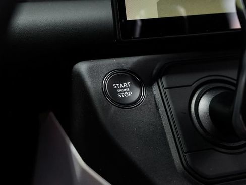 New 2026 Land Rover Defender 110 X-Dynamic SE AWD/4WD image 26