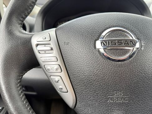 Used 2015 Nissan Versa Note SV FWD image 25