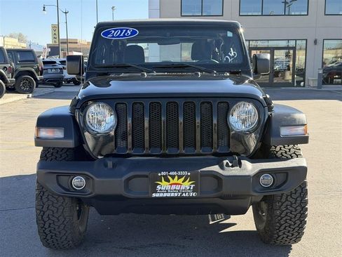 Used 2018 Jeep Wrangler Sport image 3