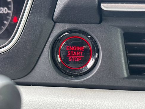 Certified 2023 Honda Pilot LX image 35