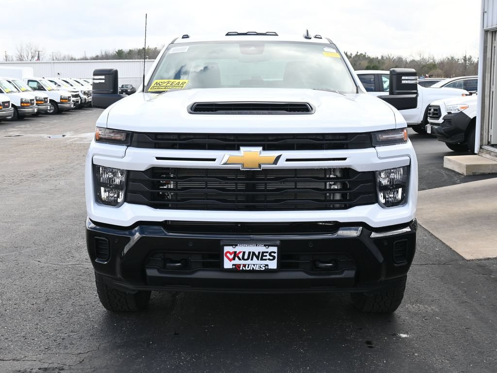 New 2026 Chevrolet Silverado 2500 Custom w/ Custom Value Package AWD/4WD image 10
