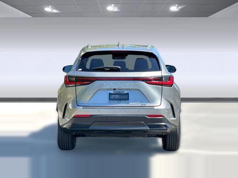 Used 2024 Lexus NX 350h AWD image 11