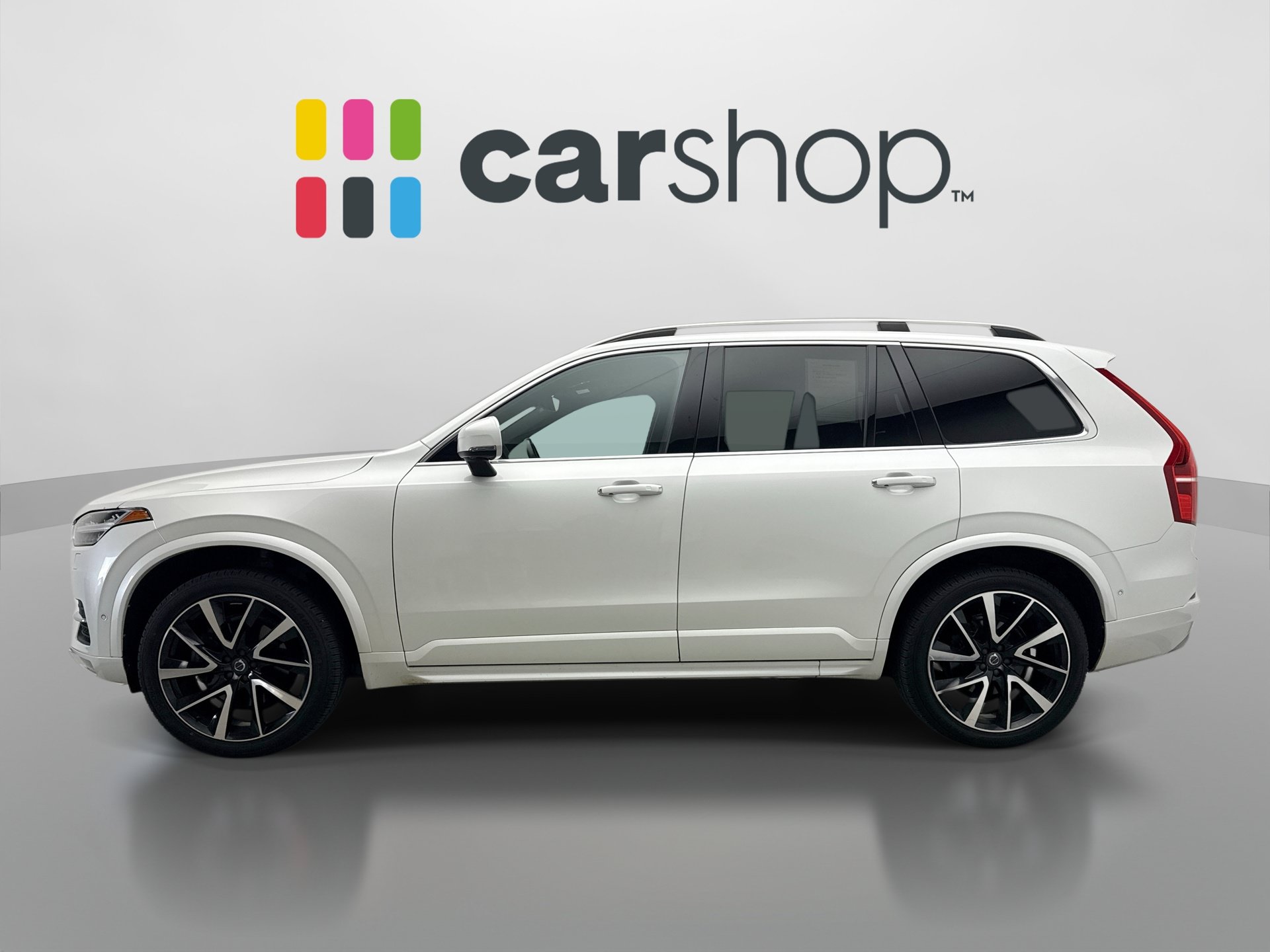 Used 2018 Volvo XC90 T6 Momentum w/ Convenience Package AWD/4WD image 2