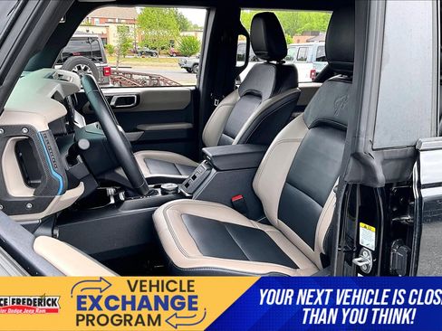 Used 2023 Ford Bronco Wildtrak AWD/4WD image 20