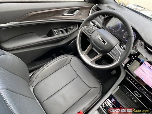 New 2026 Jeep Grand Cherokee Limited AWD/4WD image 22