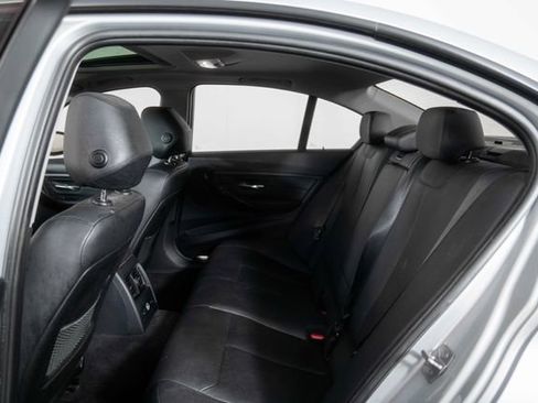 Used 2013 BMW 335i xDrive Sedan AWD/4WD image 15