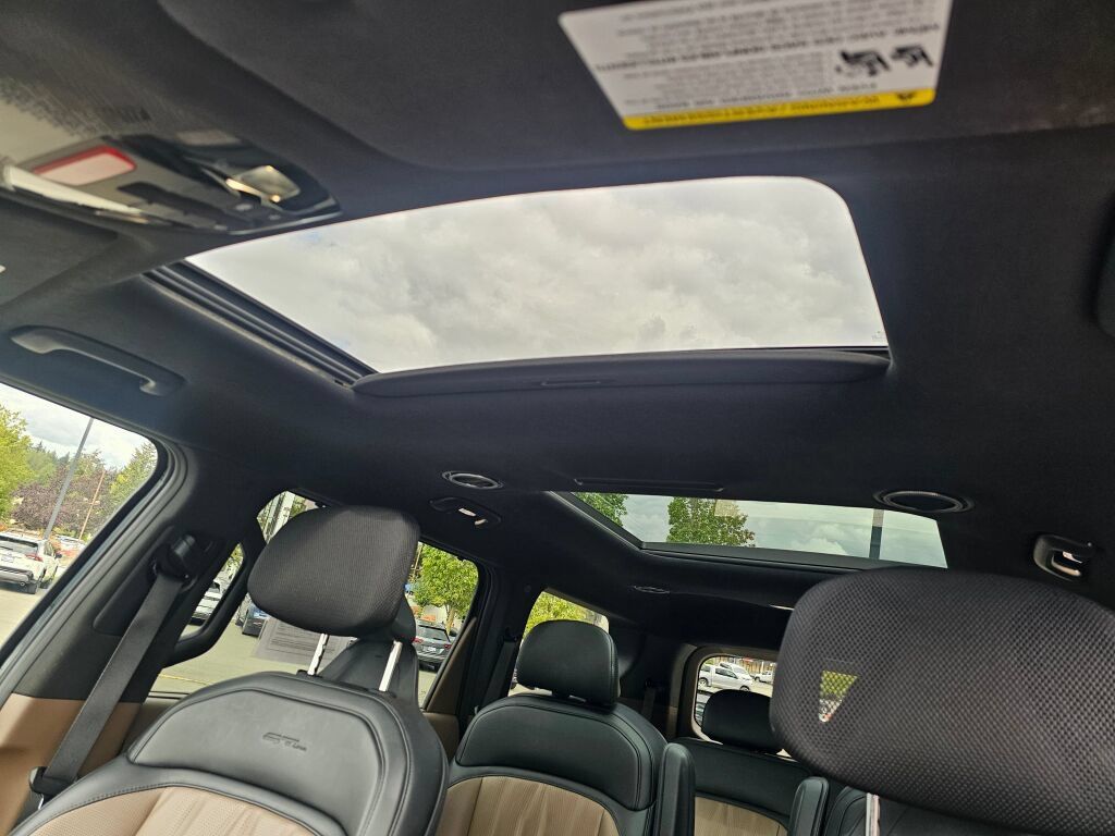 Certified 2024 Kia EV9 GT-Line AWD/4WD image 11