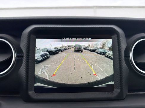 Used 2022 Jeep Wrangler Unlimited Rubicon 4xe w/ Cold Weather Group image 25