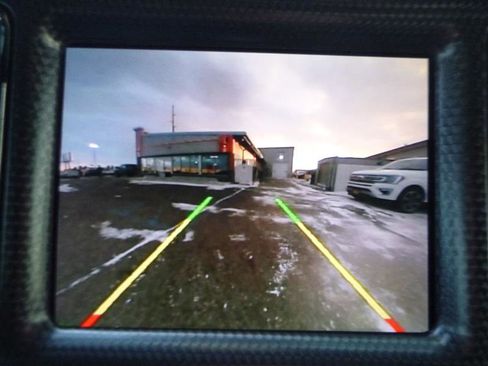 Used 2015 Dodge Challenger SRT Hellcat image 16