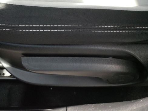 Used 2021 Hyundai Venue SEL FWD image 20