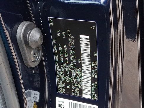 Used 2025 Toyota Sienna XLE image 26