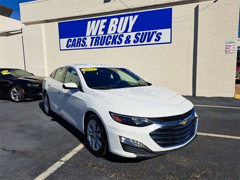 Used 2024 Chevrolet Malibu LT image 1