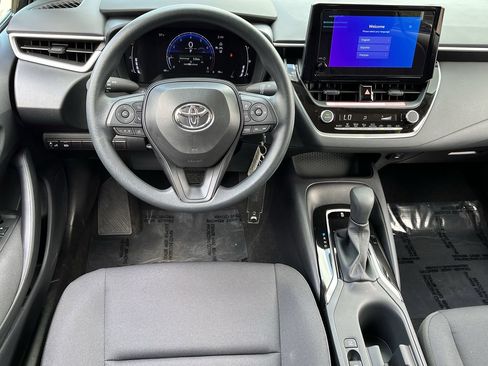 Used 2026 Toyota Corolla LE FWD image 10