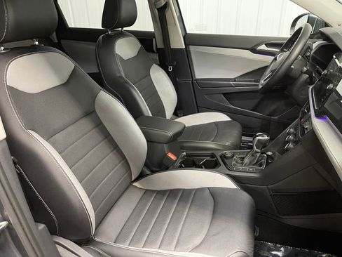 Used 2022 Volkswagen Taos SEL image 20