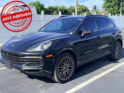 Used 2023 Porsche Cayenne Platinum Edition AWD/4WD image 1