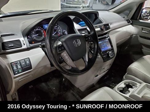 Used 2016 Honda Odyssey Touring image 7