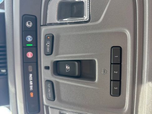 New 2026 GMC Sierra 1500 SLE w/ Preferred Package image 27