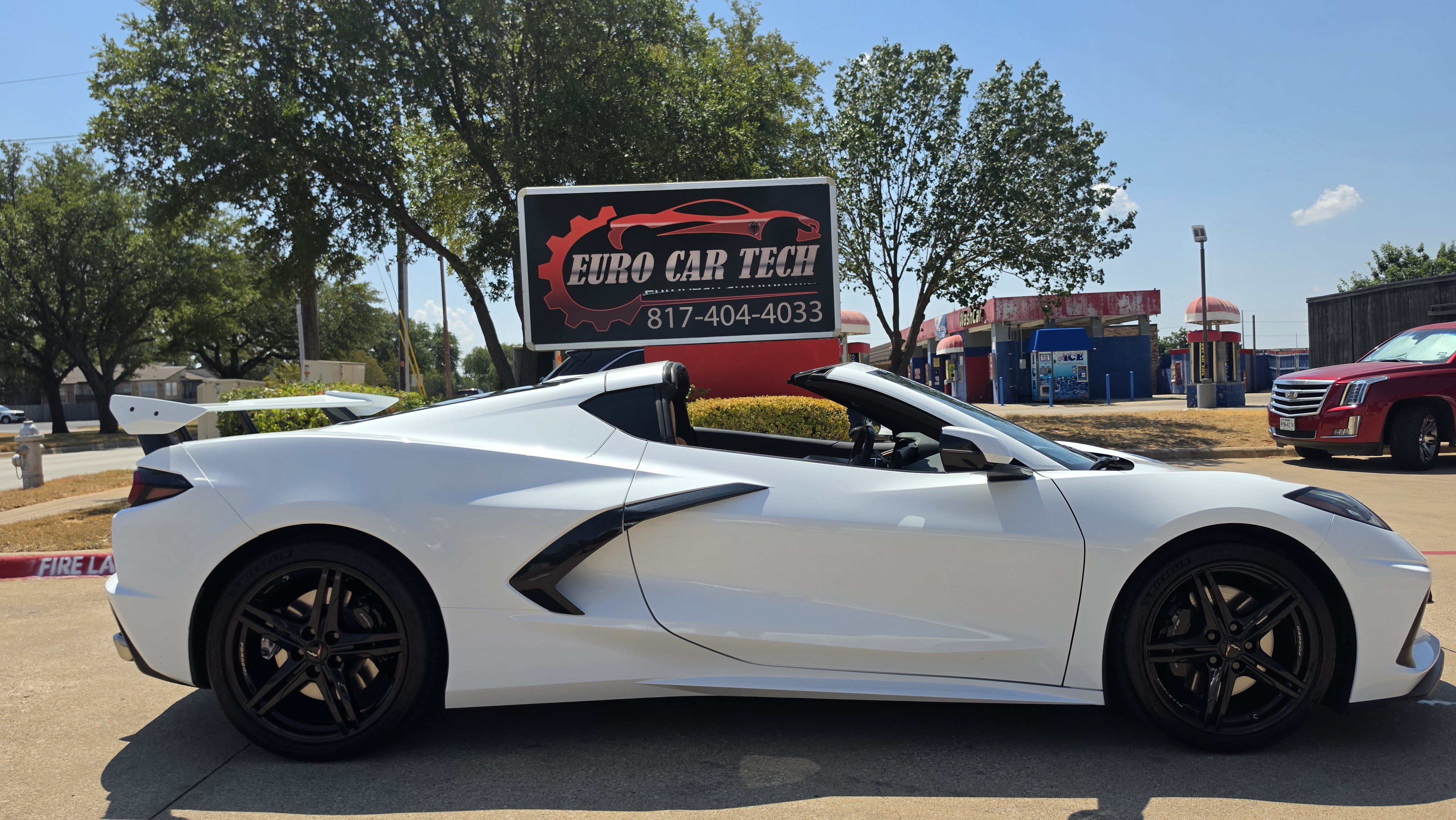 Used 2023 Chevrolet Corvette Stingray Preferred Cpe w/ Z51 Performance Package RWD image 35