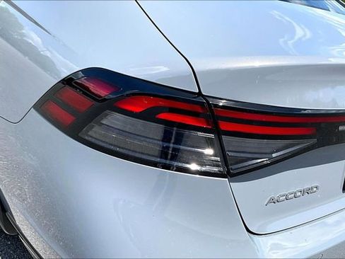 Used 2024 Honda Accord Touring image 22