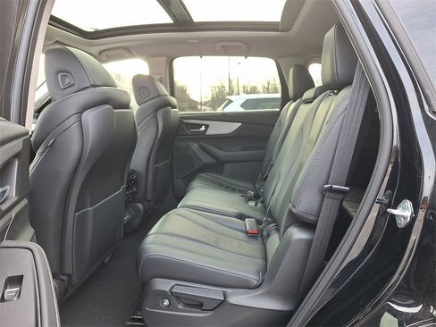 Used 2023 Acura MDX SH-AWD w/ Technology Package image 10