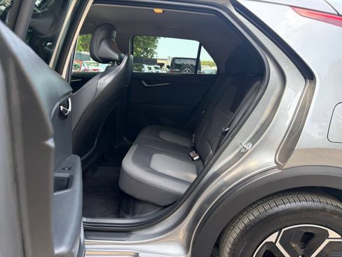 Used 2026 Kia Niro LX FWD image 23