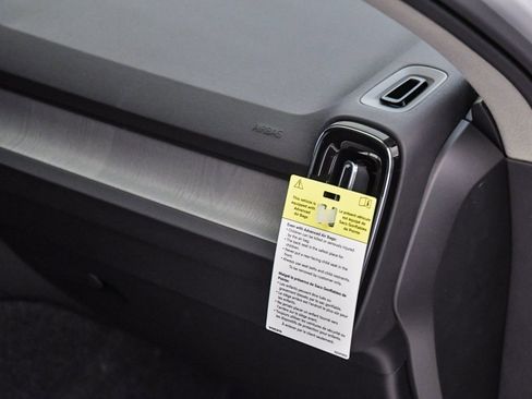 New 2026 Volvo XC40 B5 Ultra w/ Climate Package image 15