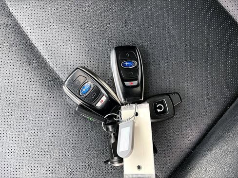 Used 2018 Subaru Outback 3.6R Limited image 14