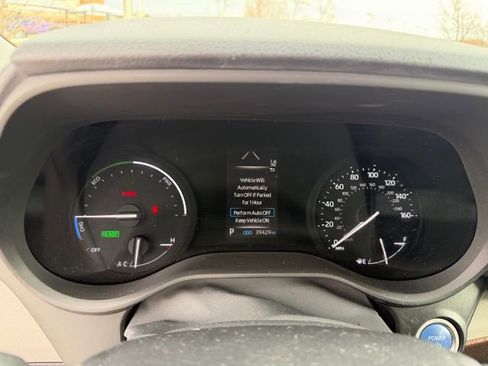 Used 2022 Toyota Sienna LE image 19