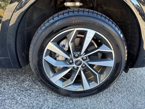 Used 2022 Audi Q5 2.0T Premium Plus image 12