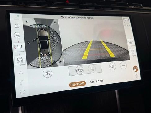 Certified 2025 Land Rover Range Rover SV image 38