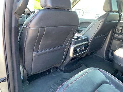 Used 2023 Ford Expedition Limited AWD/4WD image 36