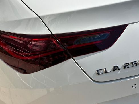 Used 2025 Mercedes-Benz CLA 250 image 26
