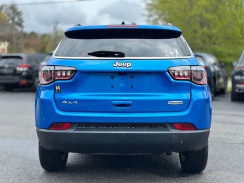 Used 2022 Jeep Compass Latitude w/ Convenience Group AWD/4WD image 4