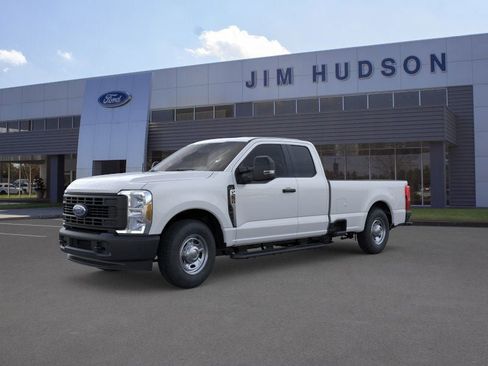 New 2026 Ford F250 XL w/ F-250 >10K GVWR Package image 1
