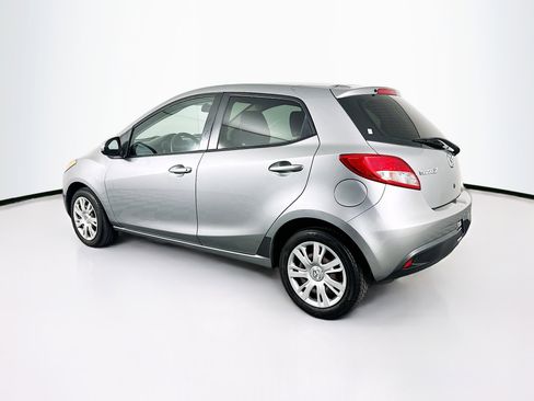 Used 2012 MAZDA MAZDA2 Sport FWD image 5